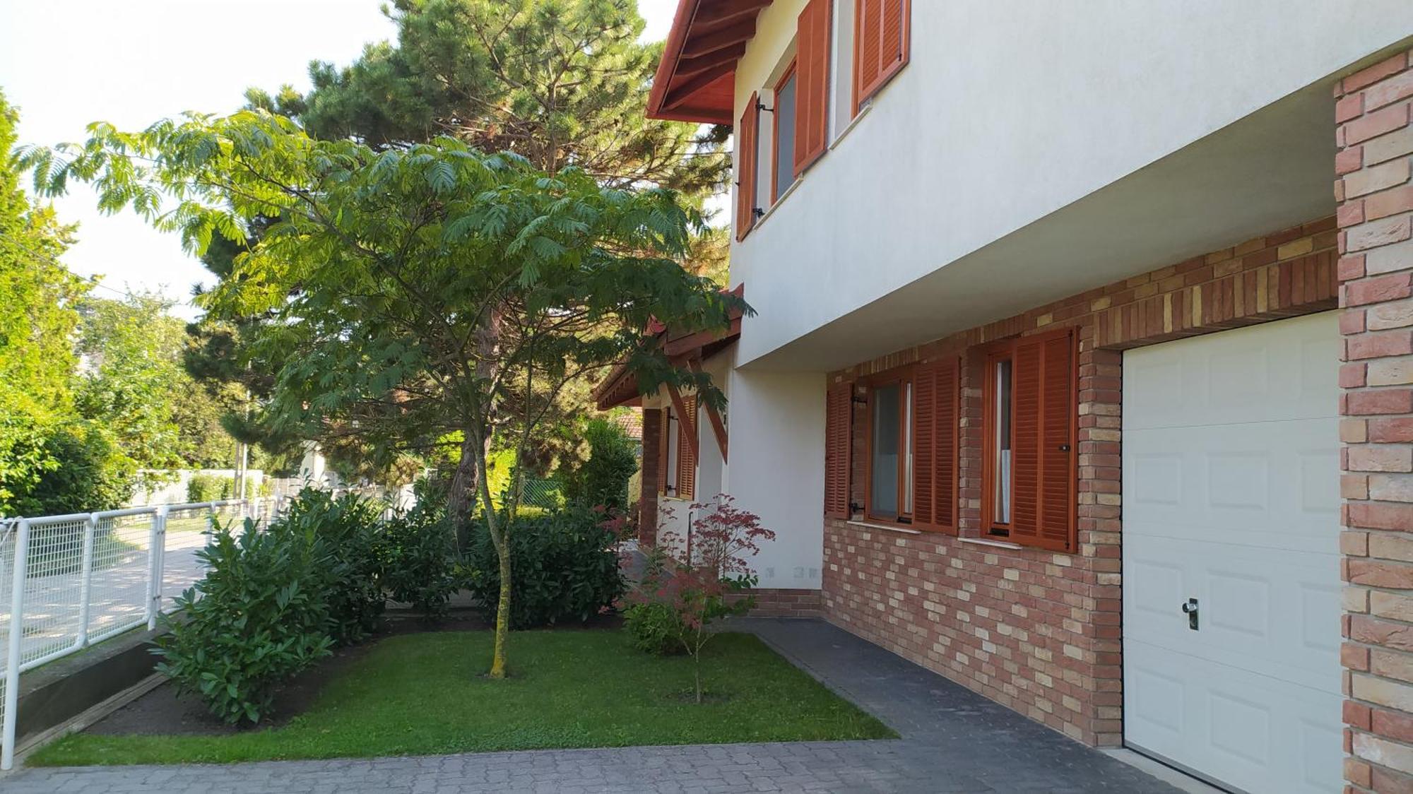Lilla Villa Siofok Exterior photo